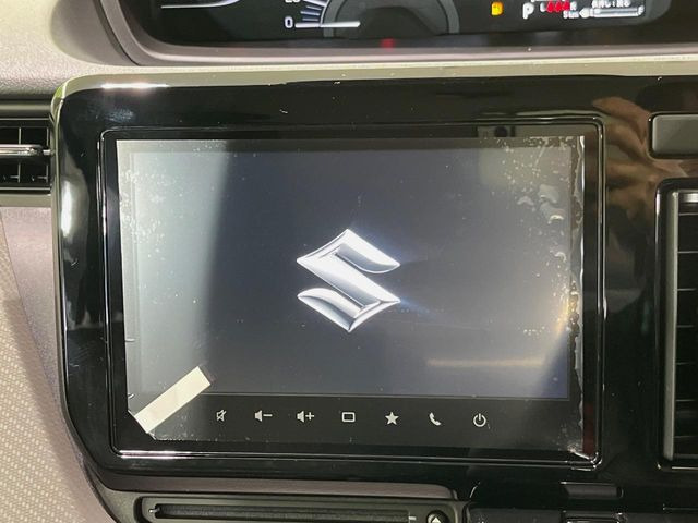 �y���[�J�[����9�^�i�r�z�C���e���A�ɗn�����ރX�^�C���b�V���ȁu��p�݌v�v���[�J�[�i�r�𑕔��􎋔F���⑀�쐫�ȂǊ�{���\�ɂ��D��A���㎿�ȃJ�[���C�t�����y���݂��������܂��B