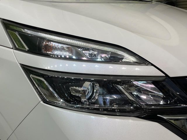 �yLED�w�b�h���C�g�z���V����ԑ��s�����ǍD�Ȏ��E���m�ۂ����S���ĉ^�]�ł��鍂�P�xLED�w�b�h���C�g�𑕔�!�_�����x�������A����d�͂��}�����Ă��܂��B