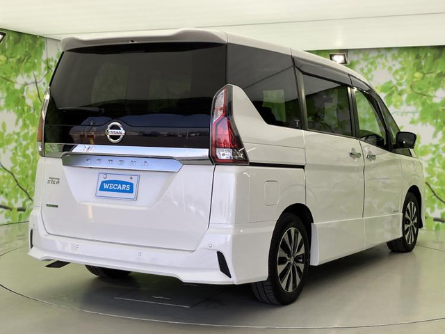 セレナ2.0 ハイウェイスター VセレクションII