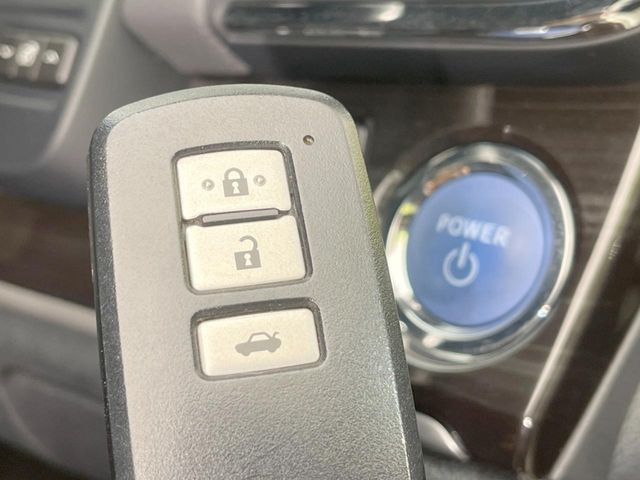 �y�X�}�[�g�L�[�z�J�o����|�P�b�g�ɓ��ꂽ�܂܂ł��h�A�̎{���E�������\�ȃX�}�[�g�L�[�𑕔��B�G���W���̃I���E�I�t�����J�M�����o���K�v����������Ƃ��Ă��֗��ł���