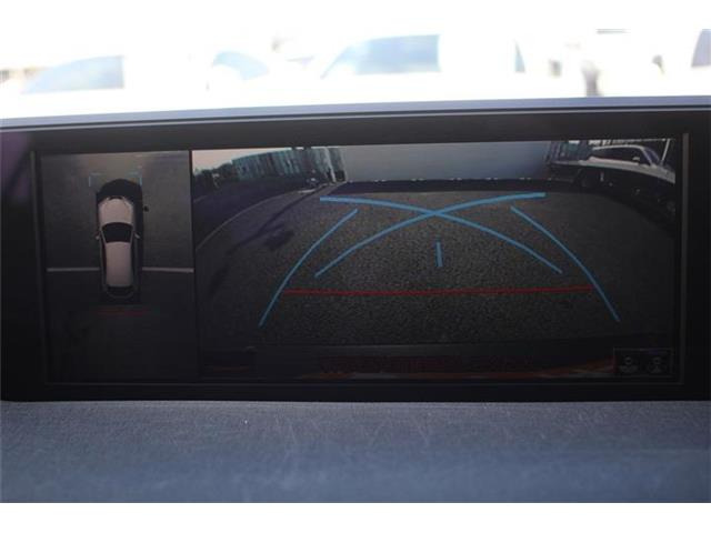 大好評のボディコーティング「ハイモースコート」もご納車までに施工可能。雨染みや線傷など中古車だからと諦めていませんか?ピカピカの状態でお乗り出しいただけます。