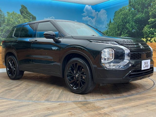 高透明度のガラス皮膜で撥水はもちろん、上質なツヤ・光沢を実現。紫外線や酸性雨から大切な愛車を保護し、色あせ・劣化を防止。「弾スプラッシュコート」、「弾プリミッサコート」からお選びいただけます。