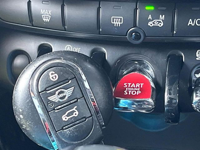 ���X�}�[�g�G���g���[:���������Ă��邾���ŁA�h�A���b�N�����E�{������G���W���X�^�[�g�܂ő���ł���֗��ȋ@�\�ł�!