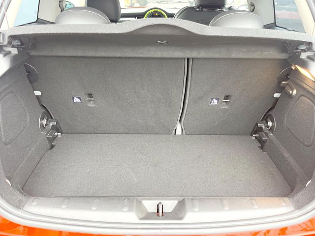 ���g�����N���[��:����L������e�X�y�[�X!���ꂾ���̍L��������΂��������⃌�W���[�Ȃǂɂ��œK�ł�!�g�p�������Ȃ����ꂢ�ȏ�Ԃ��ێ����Ă���܂��B