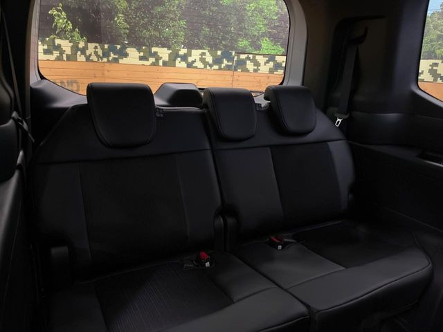 3��ڃV�[�g�͂�������ԗǍD����l�ł��������ƍ����Ē����܂��̂ŁA��l���ł̂��o���������N���N�ł��􂲉Ƒ��ŁA�C�̒m�ꂽ���ԂŁA�h���C�u�ɍs���̂��y���݂ł��ˁ�