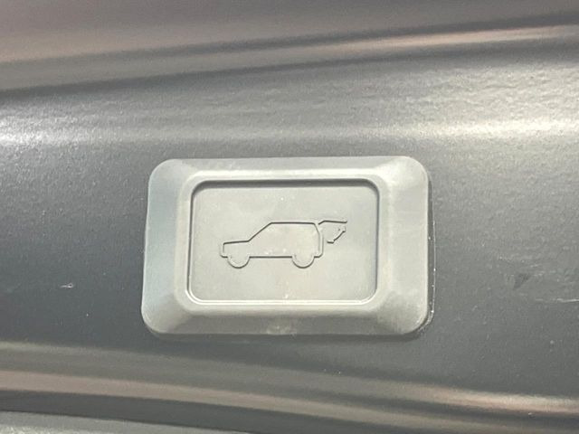 �y�p���[�o�b�N�h�A�z�X�}�[�g�L�[��^�]�Ȃ̃{�^�������������Ń��A�Q�[�g�������ŊJ���܂�!�ו��������Ă��鎞��A�����ʒu�ɂ���o�b�N�h�A��߂�ۂɕ֗��ȋ@�\�ł���