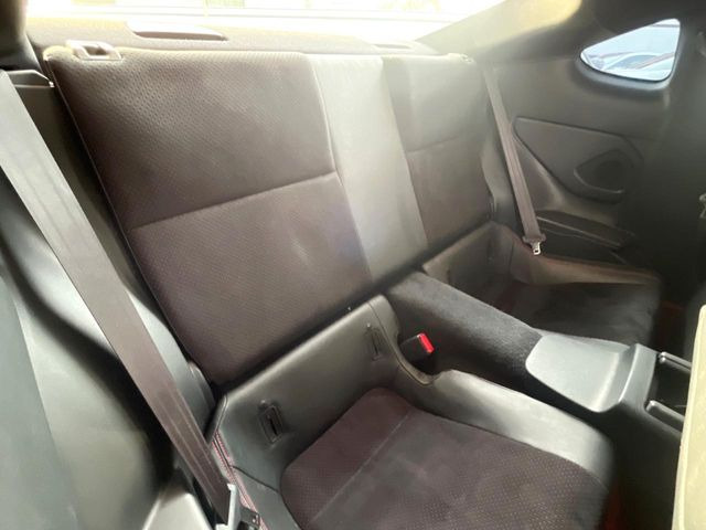 �㕔���Ȃ��C�ɂȂ�悤�ȃL�Y�E�����ւ��蓙�A�傫�ȃ_���[�W�͂Ȃ��A�ǍD�ȏ�Ԃł��B