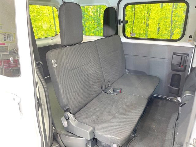 �L�X�Ƃ���2��ڃV�[�g�͋��Z���������A���S�n�����K!�F�B��Ƒ��Ƃ̂��o�����ɂ҂�����ł��B�x�r�[�V�[�g��`���C���h�V�[�g�g�p�������K�ɂ��߂�������������\���ȋ�Ԃ��m�ۂ��Ă��܂��B