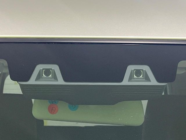 �y�f���A���J�����u���[�L�T�|�[�g�z���s���ɑO���̎ԗ�����F�����A�Փ˂������Ȏ��͌x��ƃu���[�L�ŏՓˉ���Ɣ�Q�y�����A�V�X�g�B�����S�Ƀh���C�u�����y���݂��������܂��B