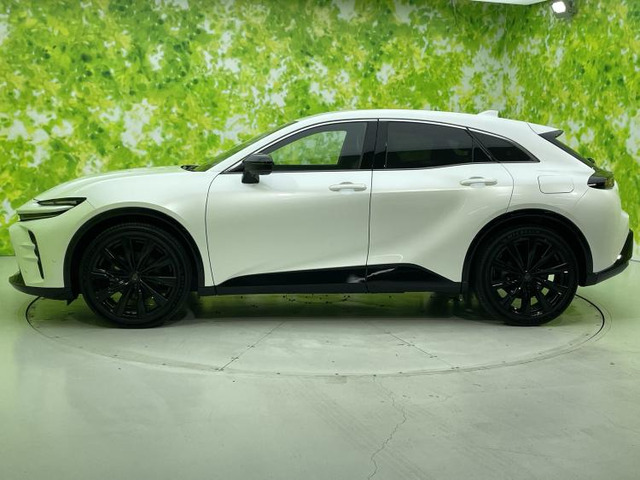 クラウンスポーツ2.5 Z E-Four 4WD