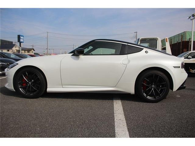 ���Ǝҗl�ւ̔̔��͂��f�肳���Ă��������܂��B �Ԍ������ԗ��̏ꍇ�́A�Ԍ����擾�������x�������z�ŕ\�����Ă���܂��B