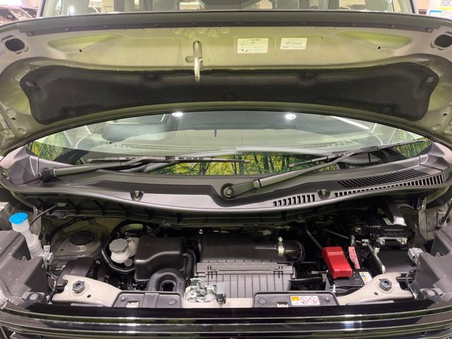 親切・丁寧な専門メカニックスタッフが応対!・車検・点検整備・事故等の修理などアフターサービスも安心。お車のカスタマイズもネクステージのサービススタッフまでご相談ください!