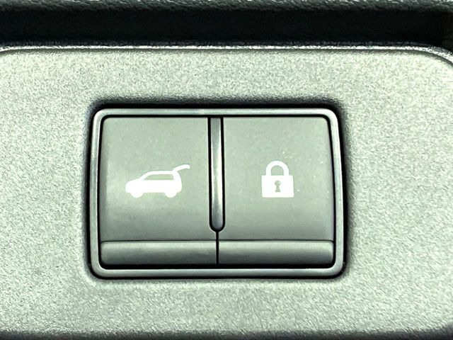 �y�p���[�o�b�N�h�A�z�X�}�[�g�L�[��^�]�Ȃ̃{�^�������������Ń��A�Q�[�g�������ŊJ���܂�!�ו��������Ă��鎞��A�����ʒu�ɂ���o�b�N�h�A��߂�ۂɕ֗��ȋ@�\�ł���