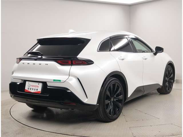 クラウンスポーツ2.5 Z E-Four 4WD