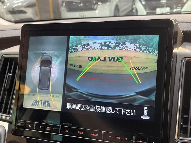 �y�}���`�A���E���h���j�^�[�z��p�̃J�����ɂ��A�ォ�猩���낵���悤�Ȏ��_��360�x�N���}�̎��͂��m�F���邱�Ƃ��ł��܂������p�������m�F���₷���A�����ꏊ�ł̐؂�Ԃ��⒓�Ԃ��X���[�Y�ɍs���܂��B