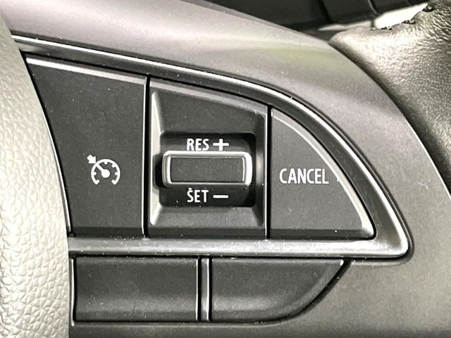 �y�N���[�Y�R���g���[���z�������H�����N���N���s�B�A�N�Z���𗣂��Ă���葬�x�ő��s���ł��A�������^�]���̕��S���y��!�����E�������ȒP�ȃX�C�b�`����Œ����ł��܂��B