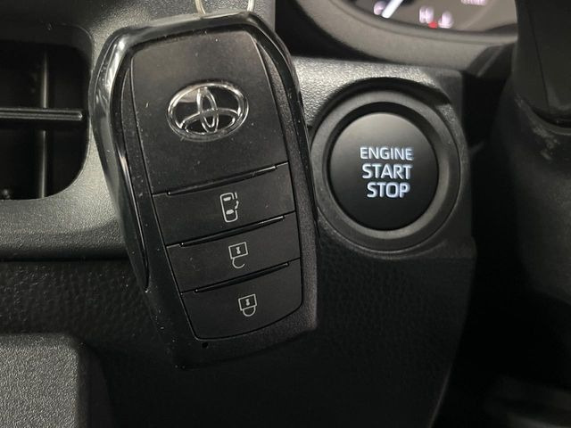 �y�X�}�[�g�L�[�z�J�o����|�P�b�g�ɓ��ꂽ�܂܂ł��h�A�̎{���E�������\�ȃX�}�[�g�L�[�𑕔��B�G���W���̃I���E�I�t�����J�M�����o���K�v����������Ƃ��Ă��֗��ł���