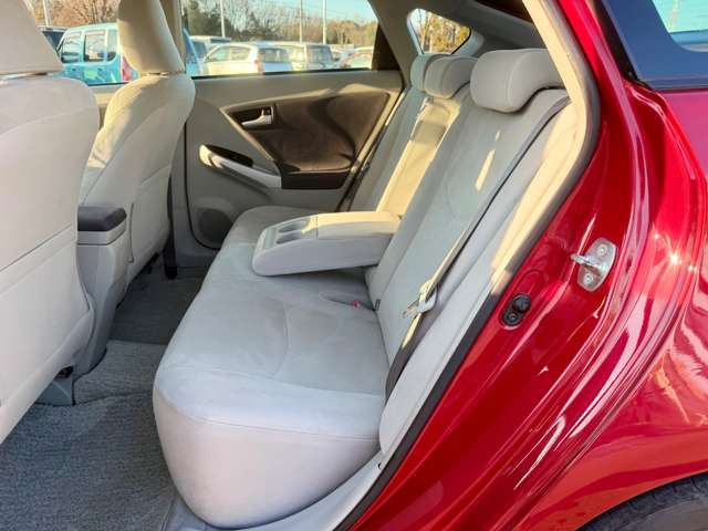 ���������ԑ����W�����ł�!���̋@��ɐ��񂲗��X������!