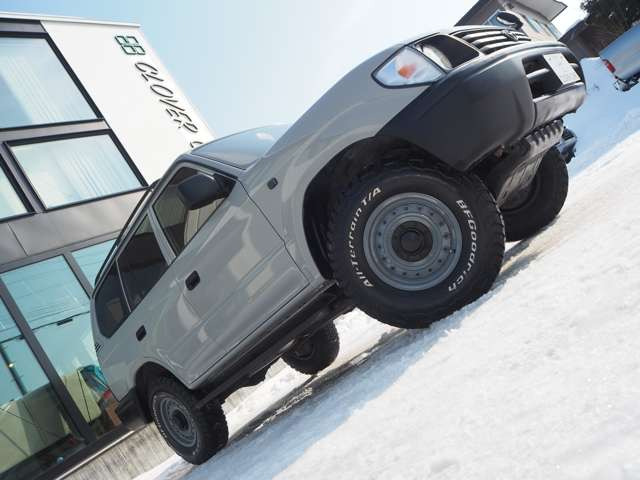 ���Ԃ̏�ԂŋC�ɂȂ镔�����������܂�����A���[���ɂČf�ڒ��ȊO�̉摜�⓮��������肷�邱�Ƃ��\�ł�!�J�[�Z���T�[�o�R�ɂĂ��₢���킹�������A���ڃ��[��:world_clovercars@yahoo.co.jp�܂ł��A����������