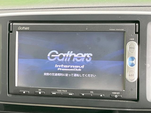 �y�����i�r�z�l�C�̏����i�r�𑕔����Ă���܂��B�i�r�̎g���₷���͂������A�I�[�f�B�I�@�\���[��!�L�����v�◷�s�͂������A�ʋ΂┃�����ȂǕ��i�̃h���C�u���y�����Ȃ�͂���