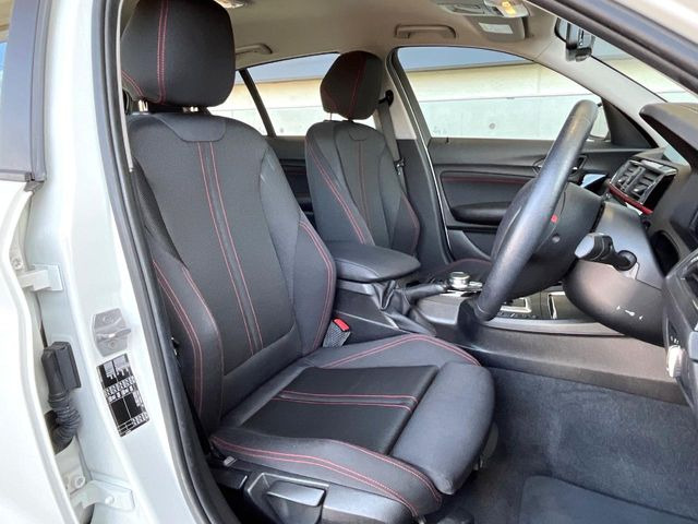 ���O��:�������Ƃ����h���C�o�[�X�y�[�X�ŁA�����Ԃ̉^�]�ł����K�ɂ��߂������������܂��B