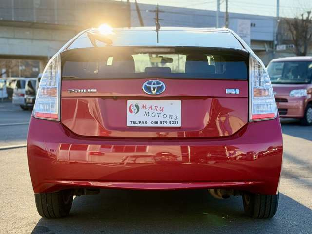 ���������ԑ����W�����ł�!���̋@��ɐ��񂲗��X������!