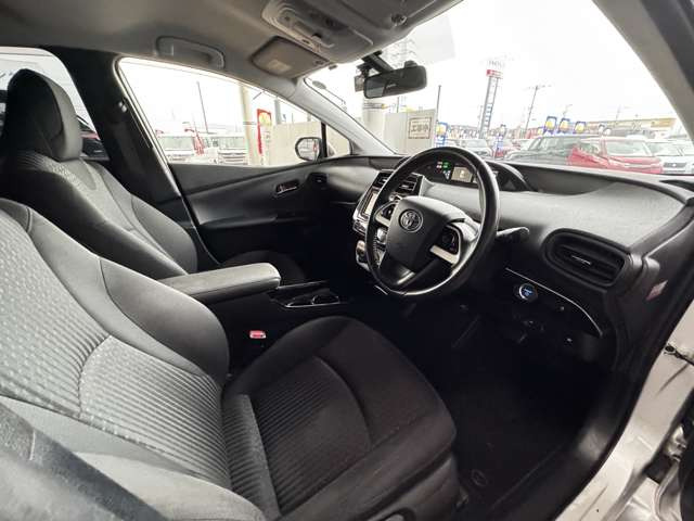 ���J�[�i�r�A�A���~�z�C�[���AHID���C�g���̃J�[�p�i��������舵���Ă��܂�������]������΂��Ђ����k����������