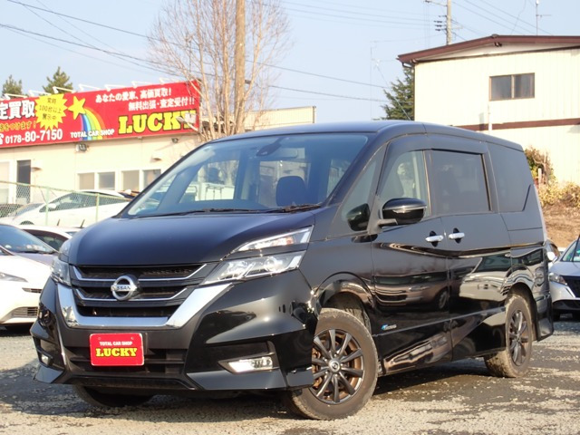 セレナ2.0 ハイウェイスター 4WD