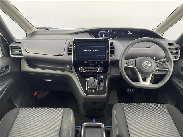 セレナ1.2 e-POWER ハイウェイスターV