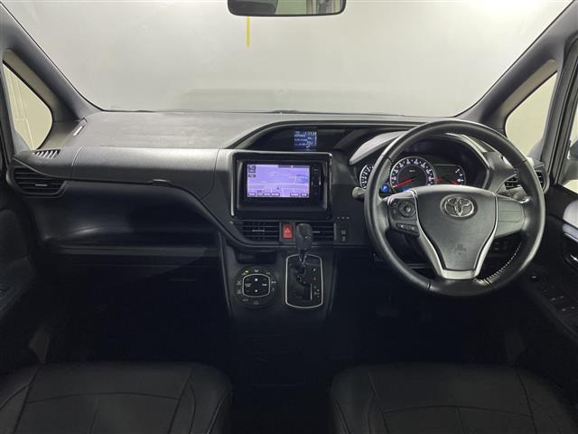 ヴォクシー2.0 ZS 煌