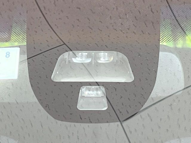 �y�V�e�B�u���[�L�A�N�e�B�u�V�X�e���z�ᑬ���s���ɑO���̎ԗ�����F�����A�Փ˂������Ȏ��͌x��ƃu���[�L�ŏՓˉ���Ɣ�Q�y�����A�V�X�g�B�����S�Ƀh���C�u�����y���݂��������܂��B