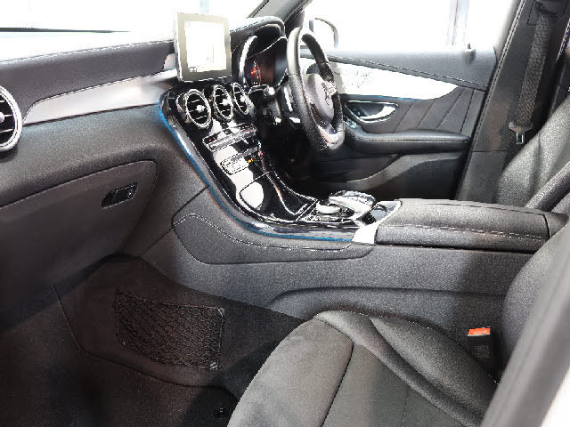 GLC250 4マチック スポーツ 4WD