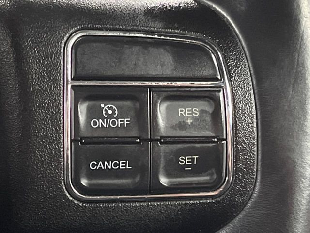 ���I�[�g�N���[�Y�R���g���[��:�������H�⎩���Ԑ�p���H���ɂāA�葬���q���\�ƂȂ�֗��ȋ@�\�ł��B�������ړ��̍ۂł����ɂ����֗��ɂ��g�����������܂���