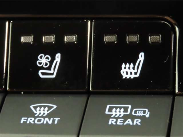 クラウンスポーツ2.5 Z E-Four 4WD