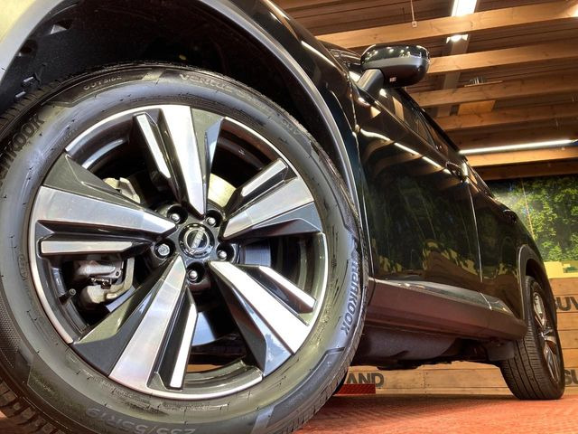 �y�O���[�h��p����19�C���`�A���~�z�C�[���z�f�U�C�����̍��������A���~�z�C�[���𑕒����Ă���܂��B�e��ЊO�A���~�z�C�[����A�X�^�b�h���X�^�C�����戵�����Ă���܂��B���񂲑��k����������