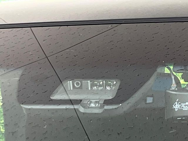 �y�O�He-Assist�z���s���ɑO���̎ԗ�����F�����A�Փ˂������Ȏ��͌x��ƃu���[�L�ŏՓˉ���Ɣ�Q�y�����A�V�X�g�B�����S�Ƀh���C�u�����y���݂��������܂��B