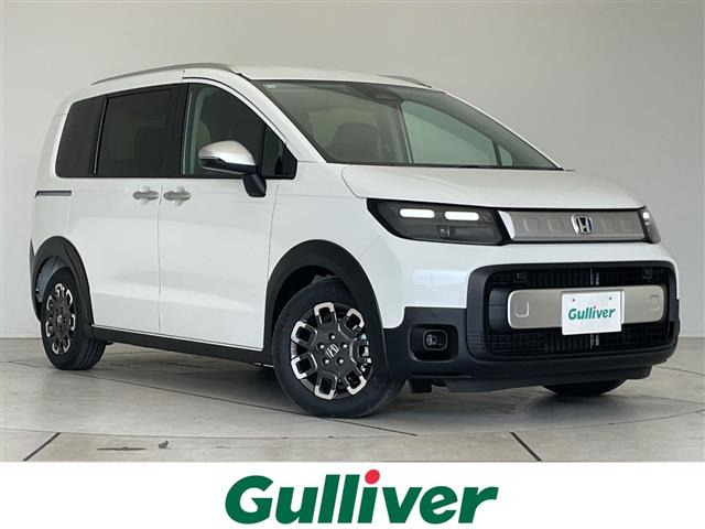 フリード1.5 e:HEV クロスター