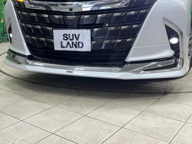 【モデリスタエアロ】人気のモデリスタエアロを装着!クルマの外観がよりスタイリッシュになり、街中で存在感あふれる1台に♪将来買い替える時にもリセールに影響しやすく、価値ある人気の装備です!