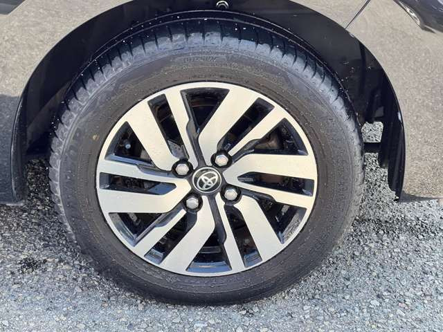 ���Ђ́A���q���܂̃j�[�Y�ɂ������o����悤�A�L�x�ȎԎ����葵���Ă���܂��B����芷���̍ۂ��A����A��낵�����肢�������܂��B