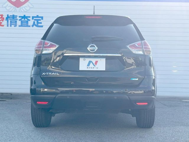 安心の最長10年・走行無制限保証(有償)をご用意。保証内容も充実はもちろん、無料点検&オイル交換や、年中無休の全国・24時間ロードサービスも付帯されておりますのでご安心下さい。