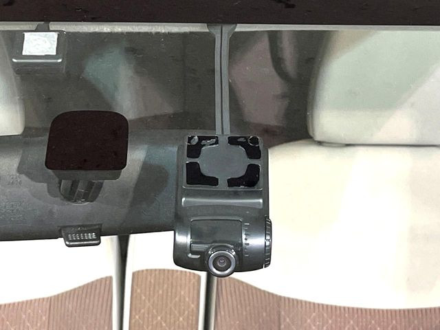 �y�h���C�u���R�[�_�[�z�h���C�u���R�[�_�[����!���s���͂������A������^�]�⎖�̂ɑ��������ہA�f���ŋL�^���A����̃��X�N�ɔ����܂��B���L�^�pSD�J�[�h�͂��q�l�����g�ł��������������K�v������܂��B