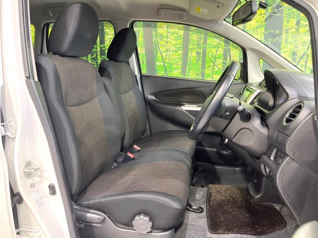 �^�]�ȃV�[�g���͎g�p�������Ȃ��A�ǍD�ȏ�ԂƂȂ��Ă��܂��B���J�Ɏg���Ă������Ƃ��悭�킩��܂��ˁB