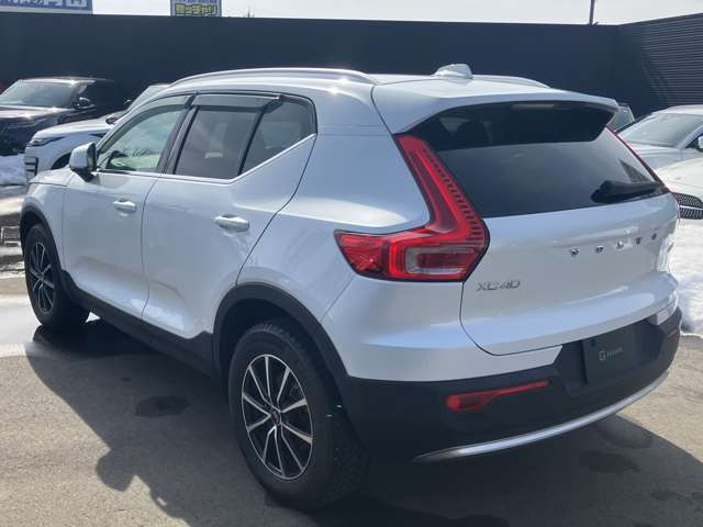 XC40ウルトラ B4 AWD 4WD