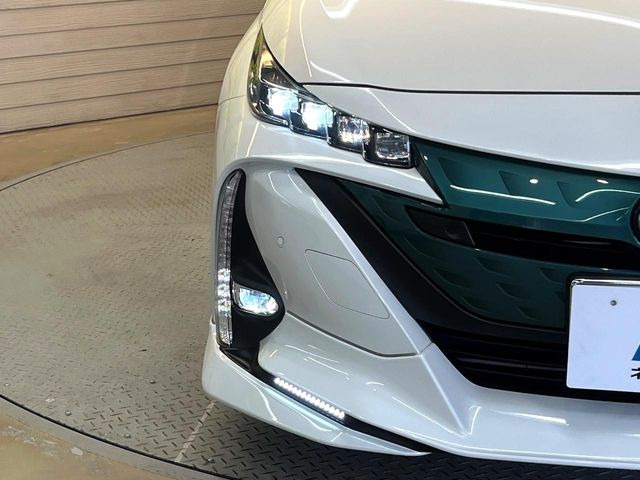 �yLED�w�b�h���C�g�z���V����ԑ��s�����ǍD�Ȏ��E���m�ۂ����S���ĉ^�]�ł��鍂�P�xLED�w�b�h���C�g�𑕔�!�_�����x�������A����d�͂��}�����Ă��܂��B