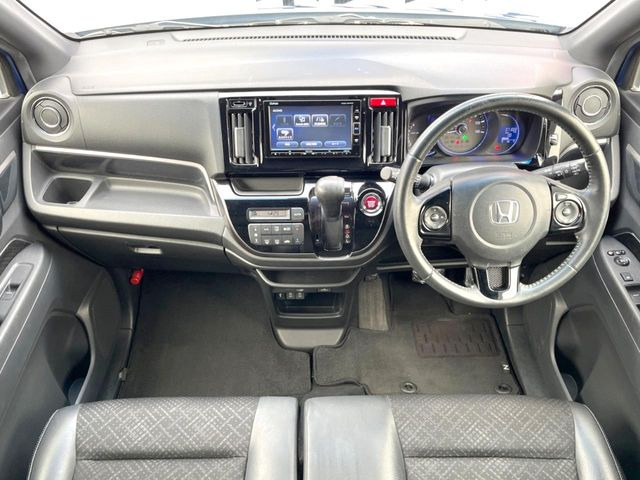 N-WGNカスタムG Lパッケージ