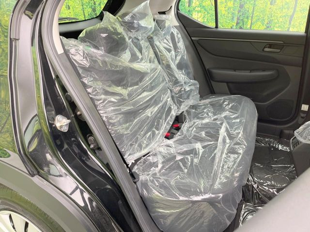 ���i���ȃI���W�i���t���A�}�b�g���I�v�V�����ɂĂ��p�ӂ��Ă���܂��B���D���ȃf�U�C����J���[�����Ԃɍ��킹�đI��ł����������Ƃ��ł��܂���