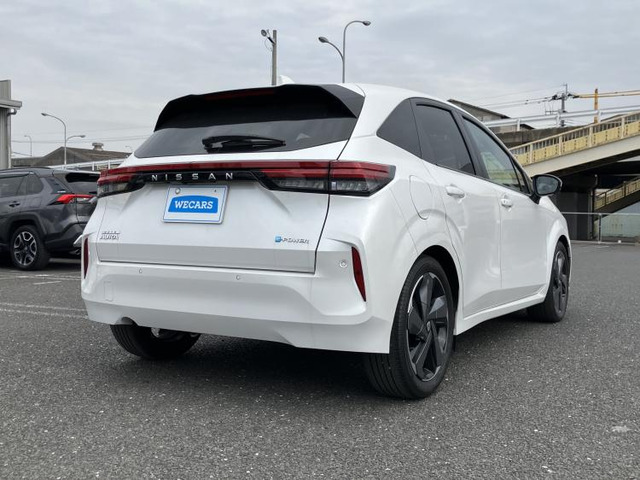 ノートオーラ1.2 G レザーエディション