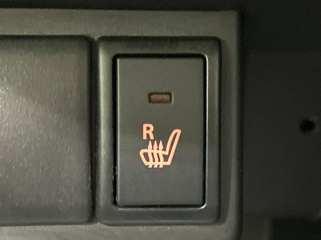 �y�V�[�g�q�[�^�[�z�������ɏd�󂷂�V�[�g�q�[�^�[!�G�A�R����葁�����܂��Ă����̂Ŋ�����̐l�����S�ł��ˁ�G�A�R���̉����͊������邩����A�Ƃ������ɂ����������߂ł��B