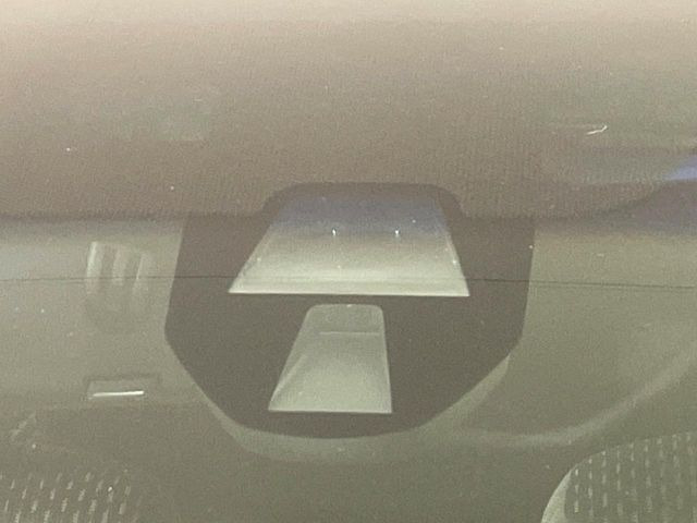 �y�V�e�B�u���[�L�A�N�e�B�u�V�X�e���z�ᑬ���s���ɑO���̎ԗ�����F�����A�Փ˂������Ȏ��͌x��ƃu���[�L�ŏՓˉ���Ɣ�Q�y�����A�V�X�g�B�����S�Ƀh���C�u�����y���݂��������܂��B