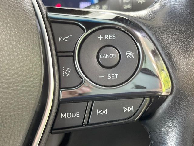 【レーダークルーズコントロール】高速道路での長距離走行が楽に!!自動で速度を保つクルーズコントロールが、衝突軽減システムと連携し、前方の車両を感知して車間を保つように速度調節してくれます!!